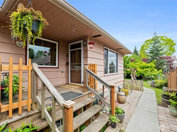 210 79th Place SW, Everett, WA 98203