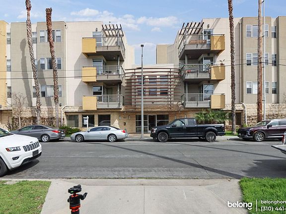 3rd image of 4170 Fair Ave Penthouse 5