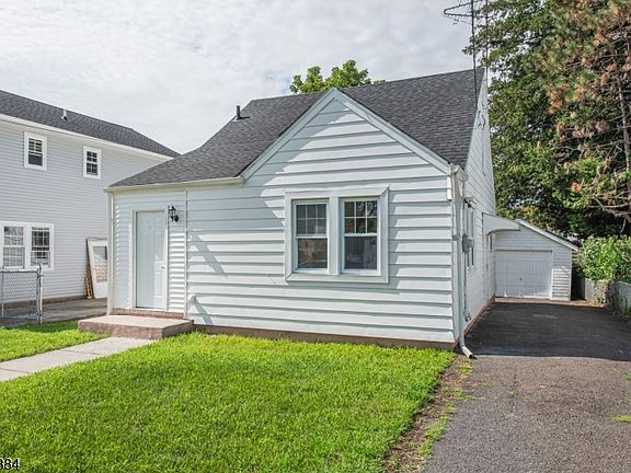 2nd image of 50 Birch St