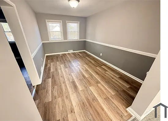 1644 Sherwood Ave — Photo 4