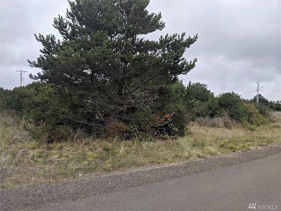 1st image of 198 Marine View Dr SE