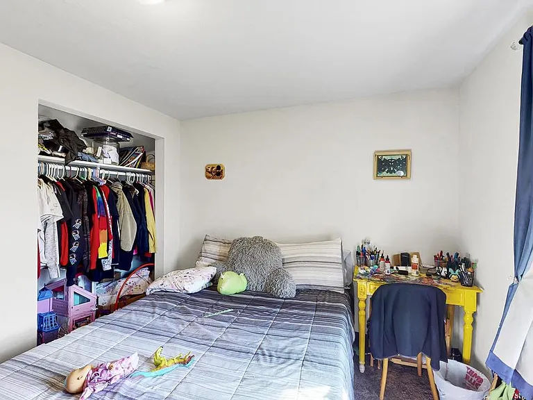 722 Mather St #4 — Photo 9