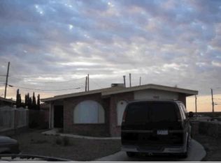 300 Sandy Hills Ln, Socorro, TX 79928