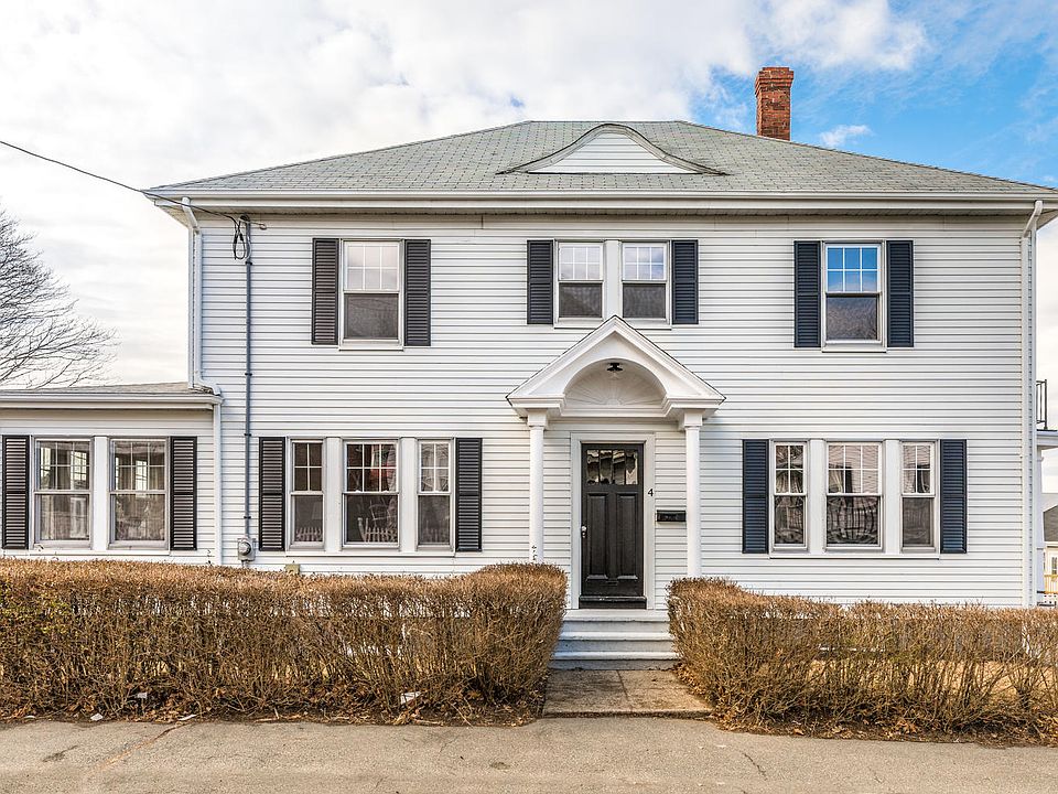 1st image of 4 Roslyn Street Ct