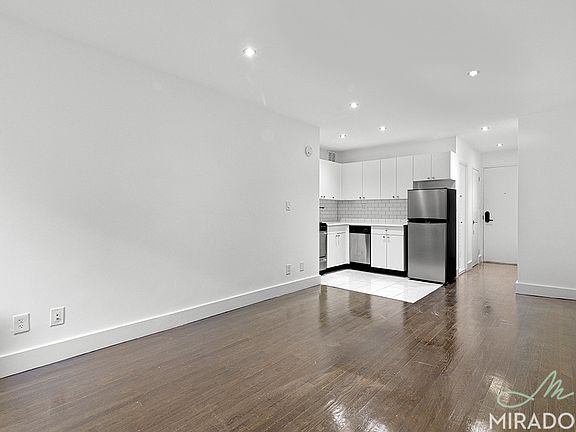 2nd image of 255 W 14th St APT 4H