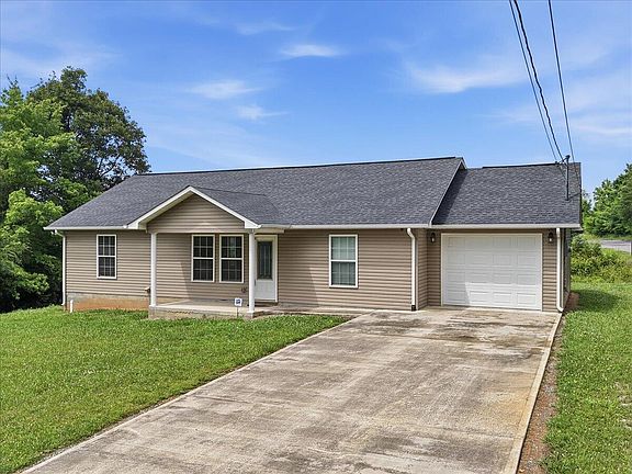 3rd image of 555 Shellbark Rd