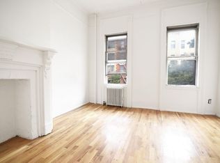 684 Metropolitan Ave #2A, Brooklyn, NY 11211