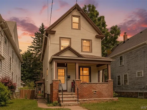 2222 Whitney Ave, Niagara Falls, NY 14301