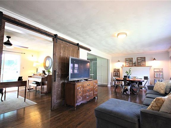 5th image of 118 Hunter Dr
