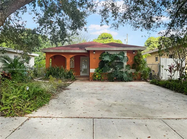 1725 NW 88th St, Miami, FL 33147