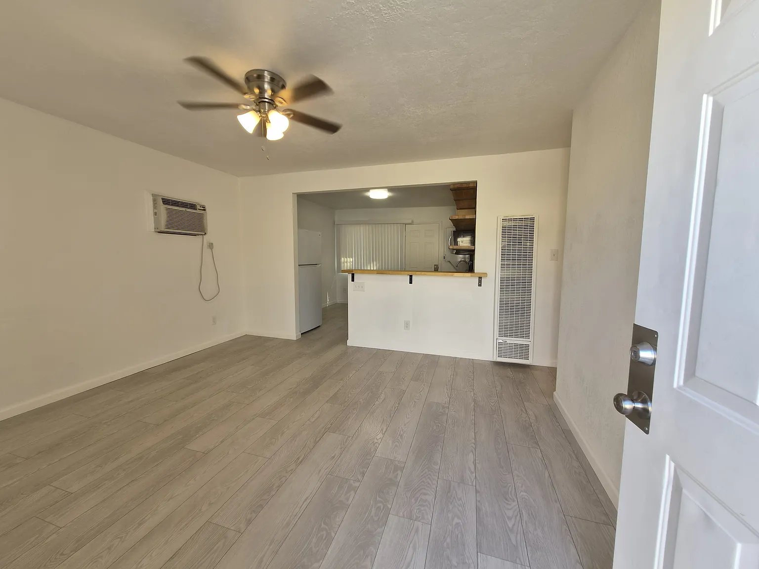 2 bed, 1250 sqft, $1,650 — Photo 4
