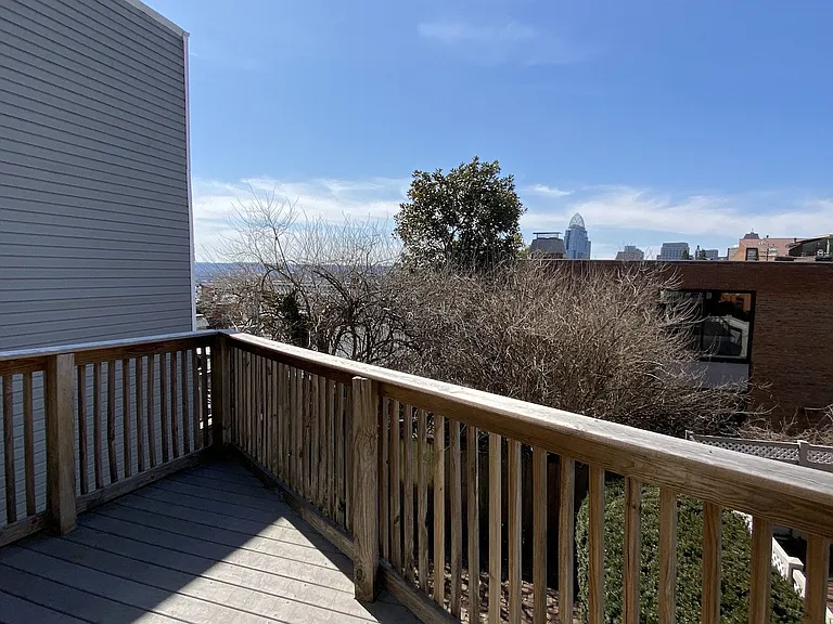 Mt. Adams Living — Photo 86