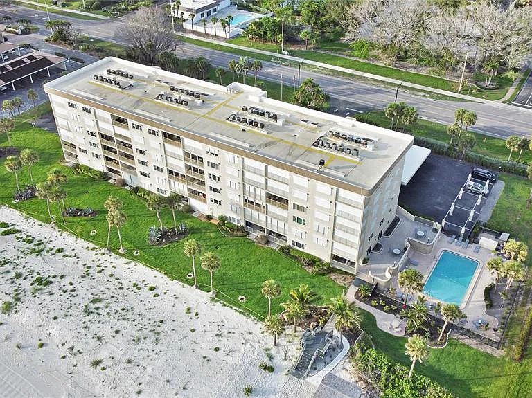 4325 Gulf Of Mexico Dr #305 — Photo 31