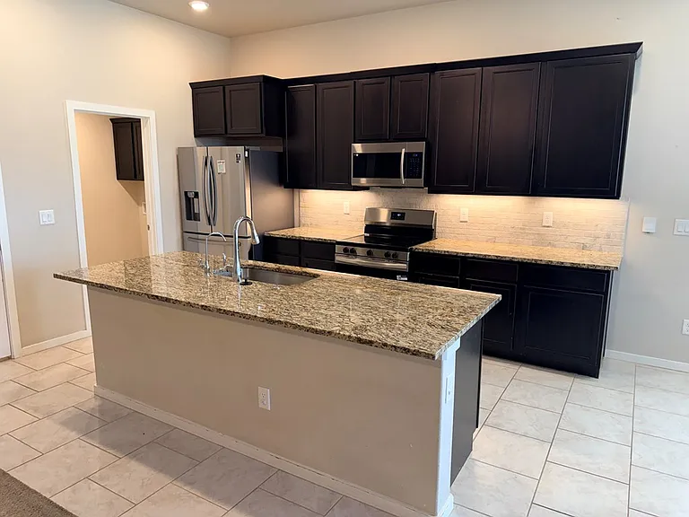 6500 Ranch Ave — Photo 7