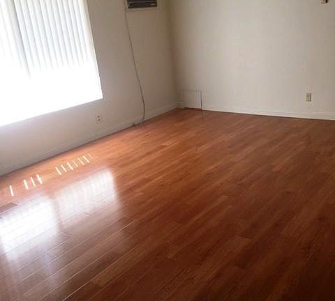 2nd image of 1109 S Sherbourne Dr APT 102