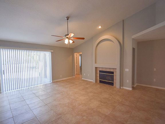 3rd image of 3327 Amaca Cir