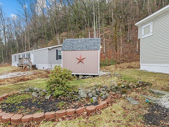4th image of 65 Hemlock Road
