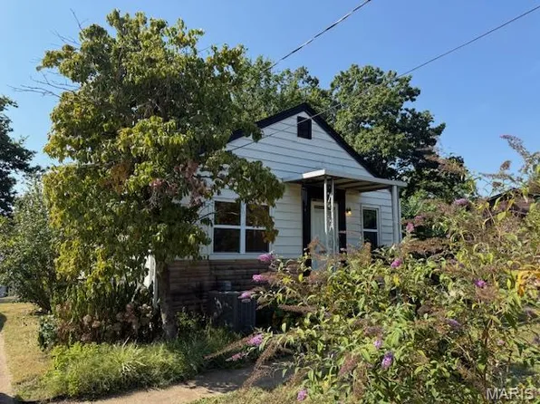 230 Cliff Cave Rd, Saint Louis, MO 63129