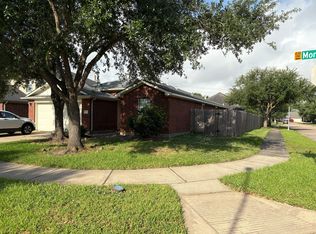 2902 Morning Brook Way, Pearland, TX 77584