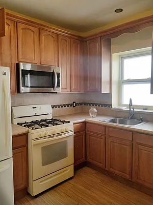 Rented by Bedford Brownstone Realty | media 1