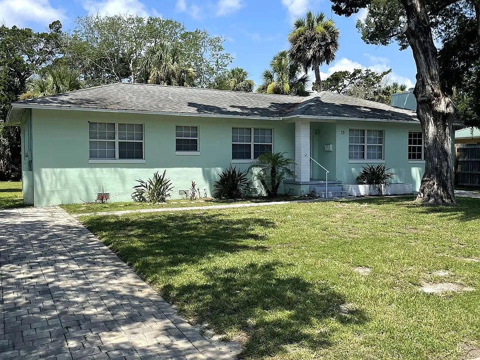 13 Solano Ave