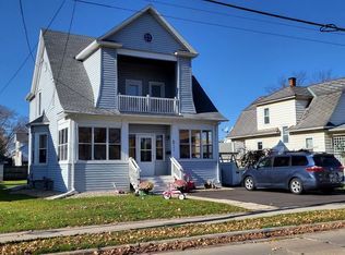 505 Oak St, Neenah, WI 54956