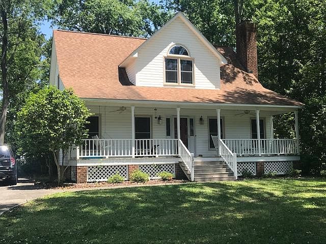 1st image of 2316 Woodridge Dr
