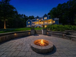 3 Rowe Falls Ln, York, ME 03909