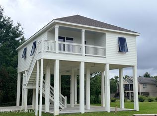 208 Chartres St, Bay Saint Louis, MS 39520