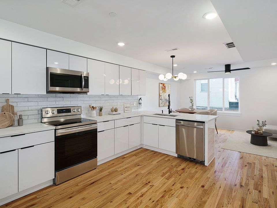 1st image of 1932 S 7th St Unit 2