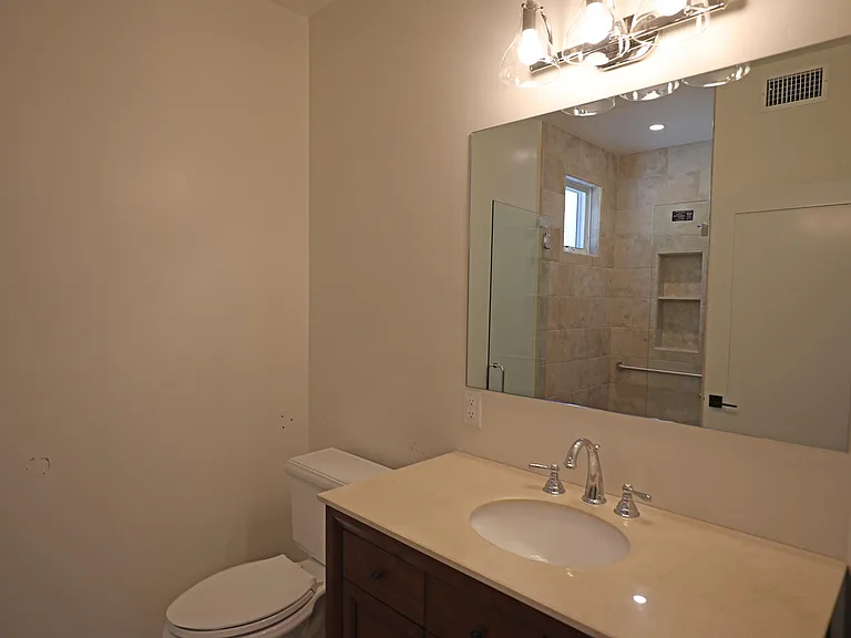 1005 N Milpas St #A — Photo 10