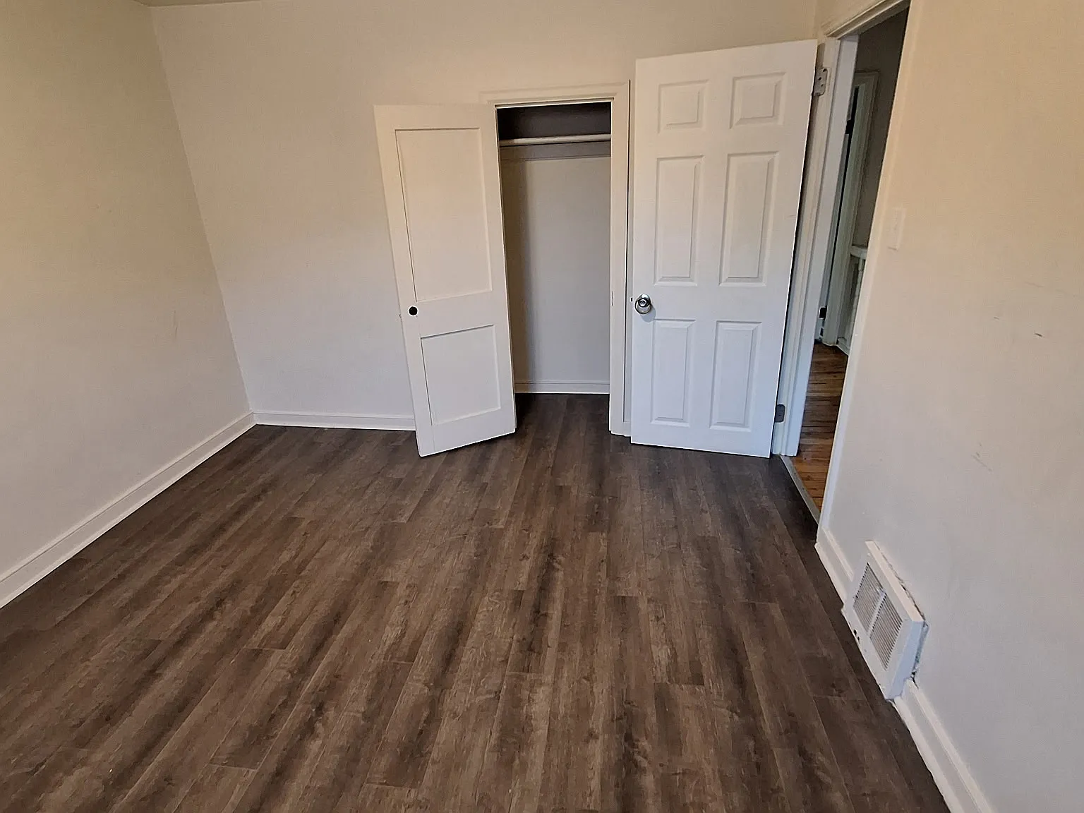 3 bed, 1116 sqft, $1,800 — Photo 3