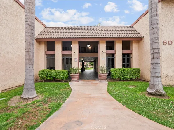 801 S Lyon St APT A213, Santa Ana, CA 92705