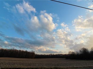 43361 Kelly Park Rd, Columbiana, OH 44408