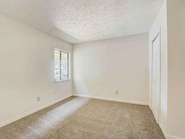 3575 Oakvale Rd #505 — Photo 3