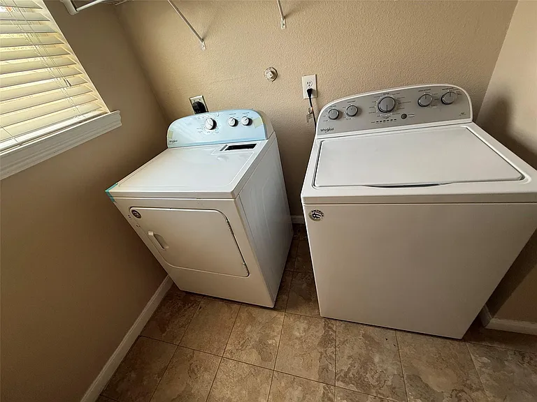 1625 Townhome Ln — Photo 6