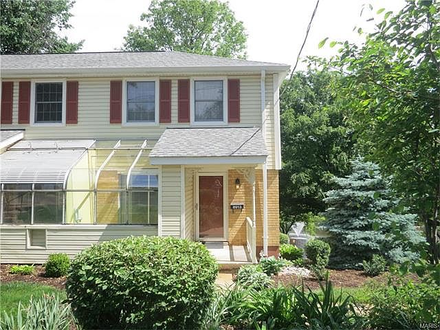 1st image of 8913 S Swan Cir