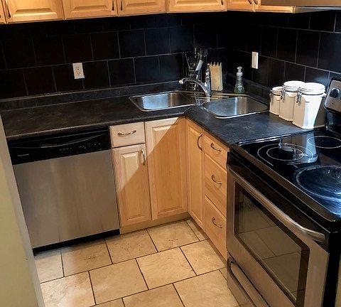 5th image of 10138 116th St NW #G5