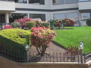 505 Pine St APT 101, Edmonds, WA 98020