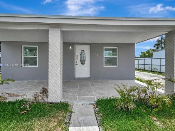 2370 Service Rd, Opa Locka, FL 33054