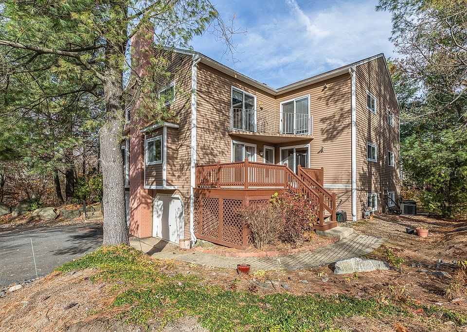 1st image of 3 Bengal Ln #10A