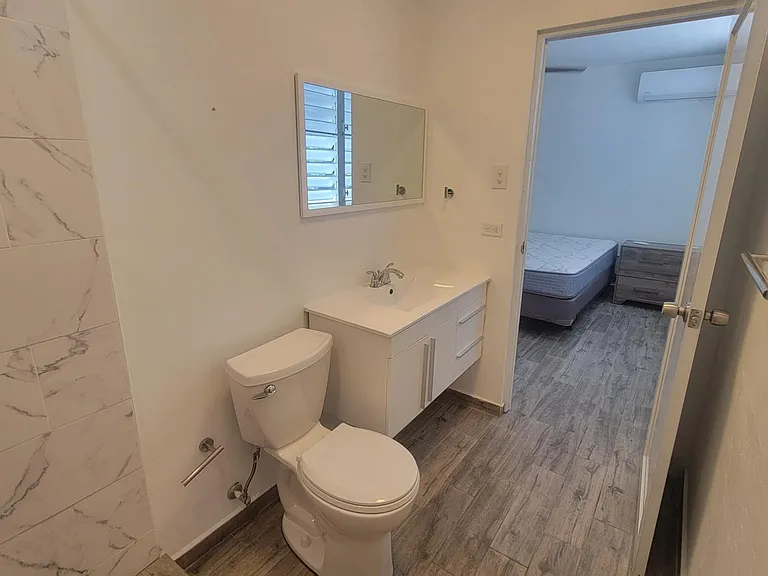 405 Hacienda La Salle #5 — Photo 12