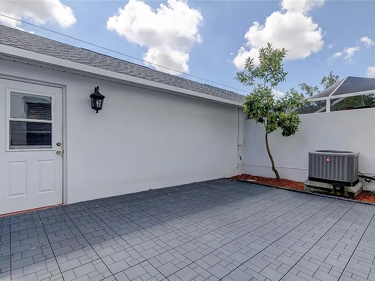 10003 Bradwell Pl — Photo 35