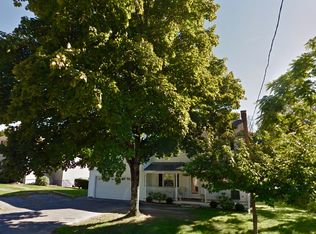 128 Bacon St, Natick, MA 01760