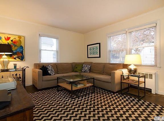 2nd image of 70 Charles St