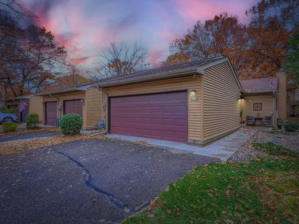 104 South Dr, Circle Pines, MN 55014