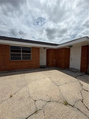 5162 Mount Matterhorn St — Photo 2