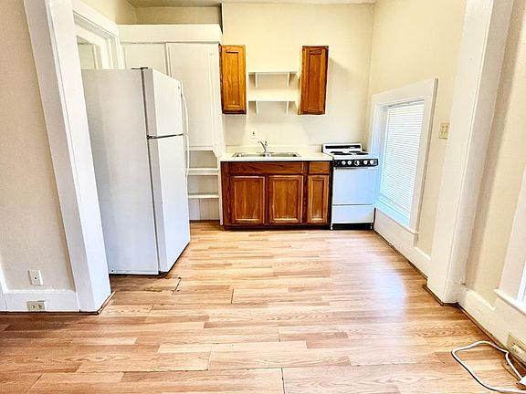 3rd image of 1128 S 3rd St APT 9