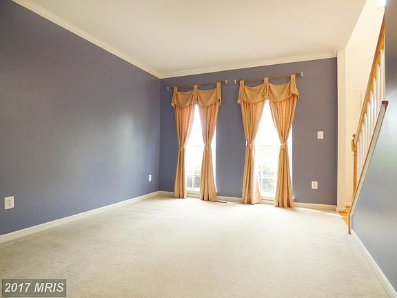 3rd image of 1403 Keuka Ct