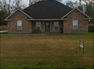 320 Cascade Dr, Thibodaux, LA 70301